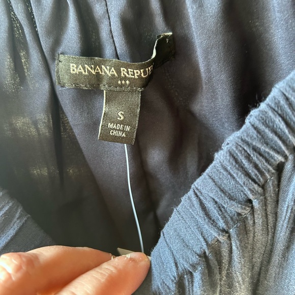 NWT Banana Republic Dark Navy Blue Maxi Dress with Scoop Neck in Size S - Picture 2 of 3